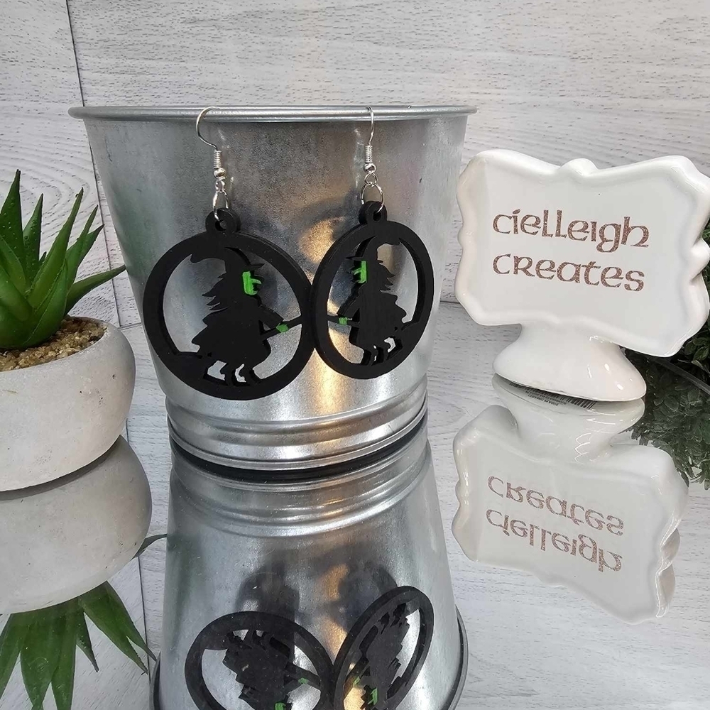 💥4 for $25💥 Halloween Earrings - Witch